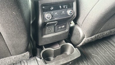 2022 GMC Acadia AT4