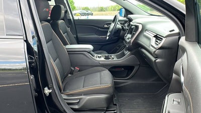 2022 GMC Acadia AT4