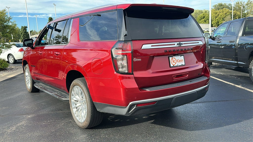 2024 Chevrolet Suburban LT