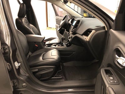 2016 Jeep Cherokee Limited TOW PACKAGE