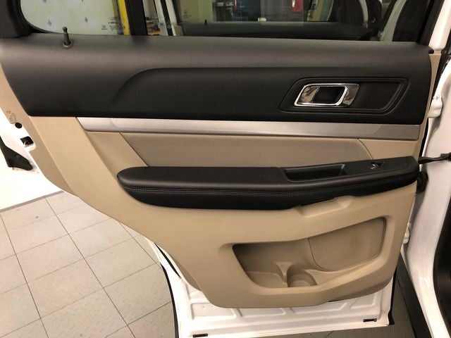 2018 Ford Explorer Base TOW PACKAGE