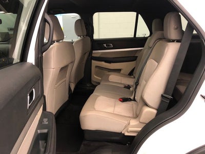 2018 Ford Explorer Base TOW PACKAGE