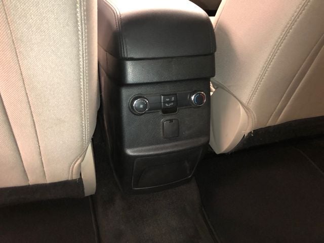 2018 Ford Explorer Base TOW PACKAGE