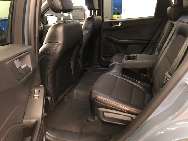 2025 Ford Escape Hybrid ST-Line TECH 1