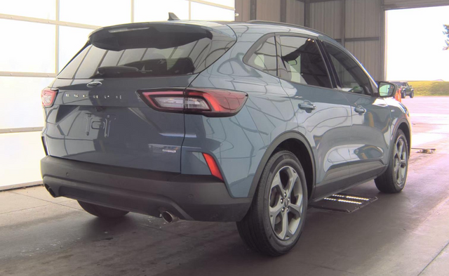 2025 Ford Escape Hybrid ST-Line TECH 1
