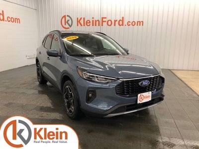 2026 Ford Escape Platinum