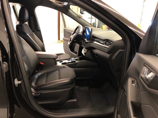 2025 Ford Escape Hybrid ST-Line Select TECH 1 PACKAGE