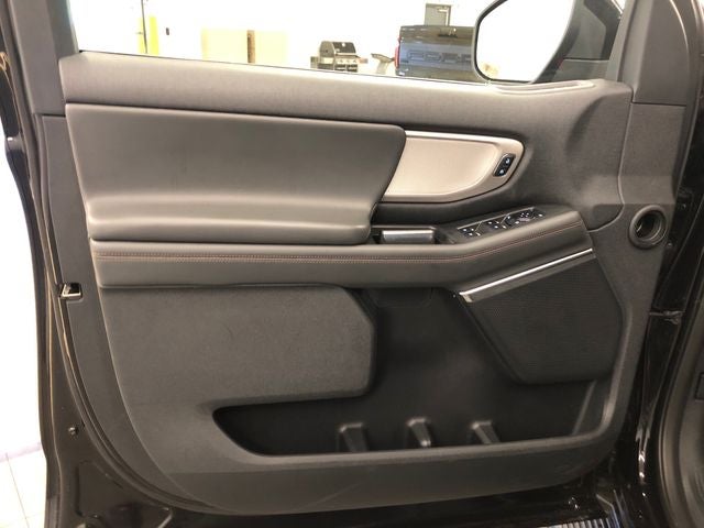 2025 Ford Expedition Max Active 202A/ROOF
