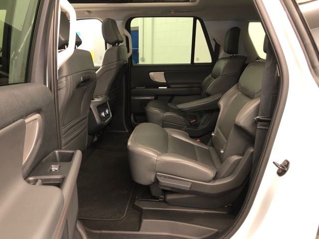 2025 Ford Expedition Max Active 202A/ROOF