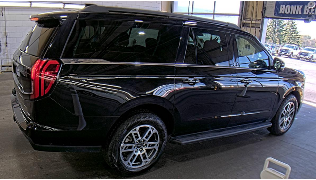 2025 Ford Expedition Max Active 202A/ROOF