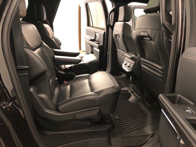 2025 Ford Expedition Max Platinum STEALTH