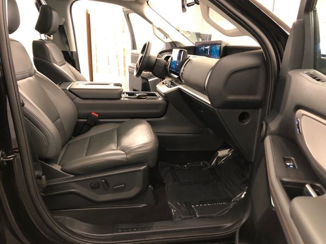 2025 Ford Expedition Active 202A/ROOF