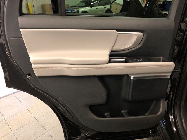 2025 Ford Expedition Active 202A/ROOF