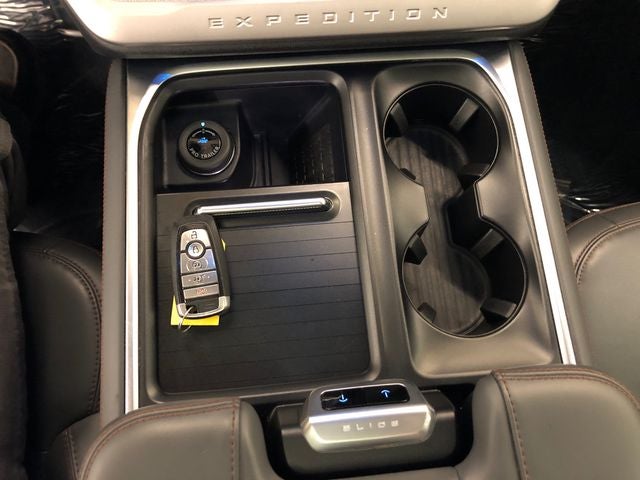 2025 Ford Expedition Active 202A/ROOF