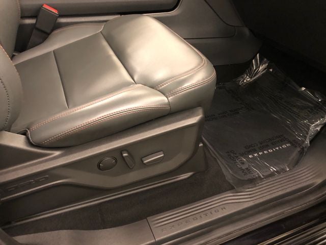 2025 Ford Expedition Active 202A/ROOF