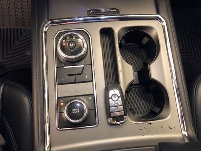 2019 Ford Expedition XLT 202a