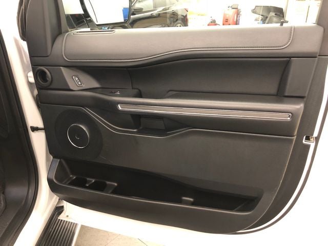 2019 Ford Expedition XLT 202a