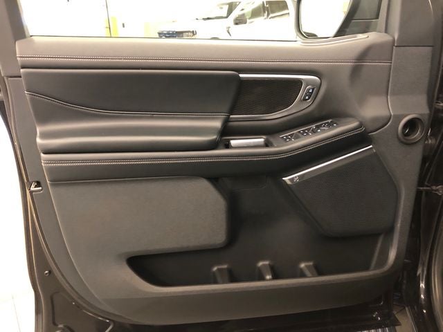 2025 Ford Expedition Platinum STEALTH