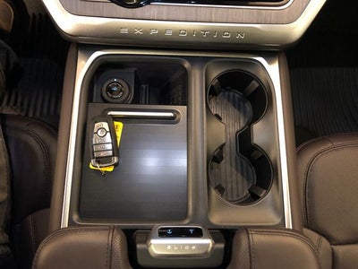 2025 Ford Expedition Platinum ULTIMATE PACKAGE