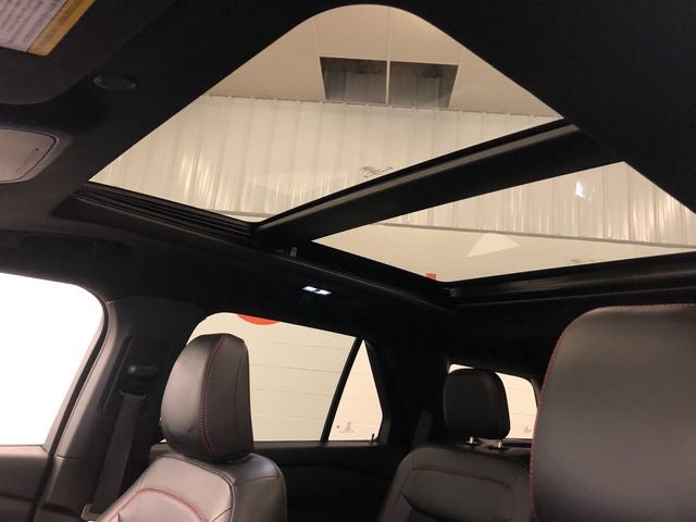 2023 Ford Explorer ST-Line 2 WHEEL DRIVE/ROOF