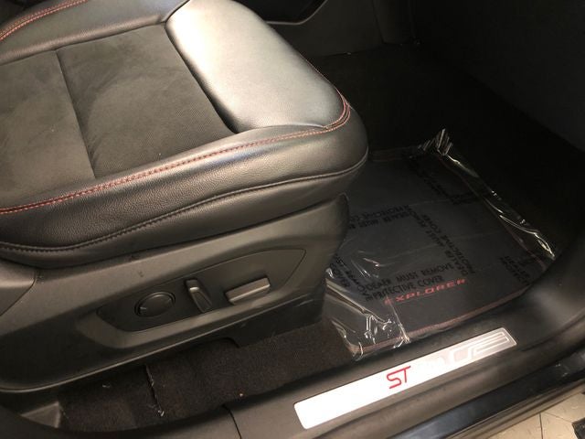 2023 Ford Explorer ST-Line 2 WHEEL DRIVE/ROOF