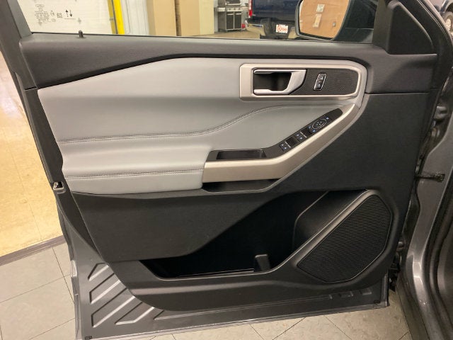2023 Ford Explorer XLT SPORT/TOW PACKAGE