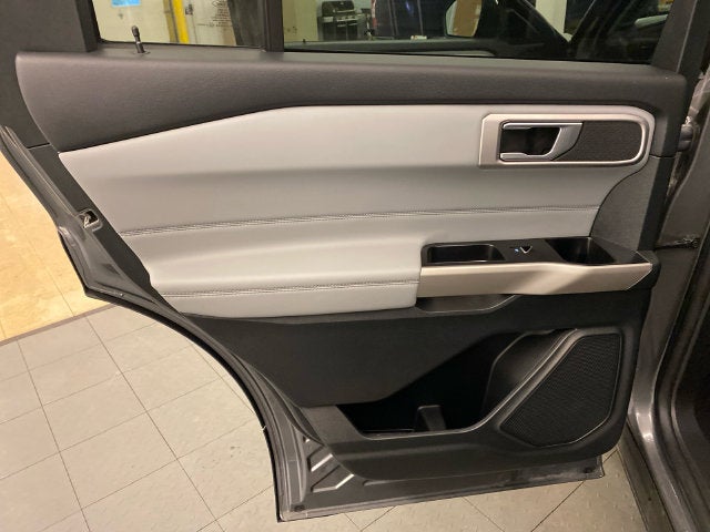 2023 Ford Explorer XLT SPORT/TOW PACKAGE