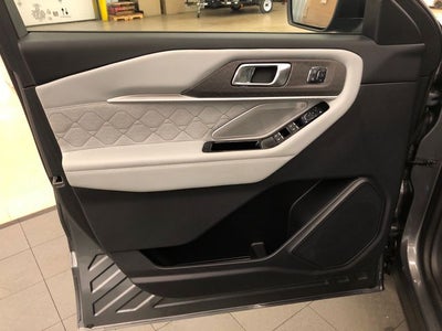2025 Ford Explorer Platinum LUX LEATHER PACKAGE