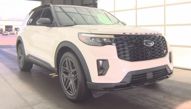 2025 Ford Explorer ST SUN AND SOUND PACKAGE
