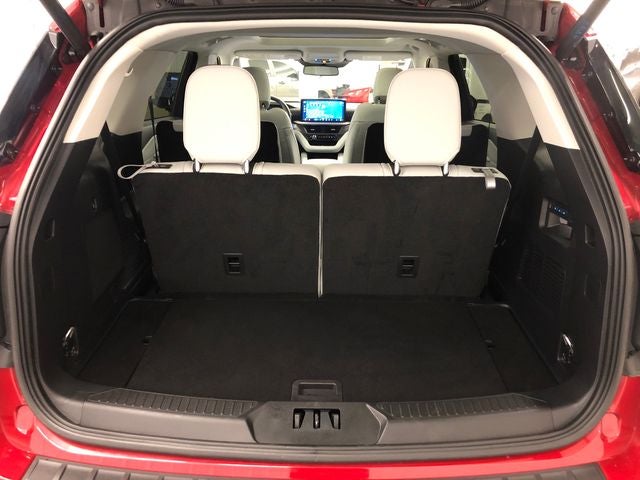 2025 Ford Explorer Platinum ULTIMATE PACKAGE