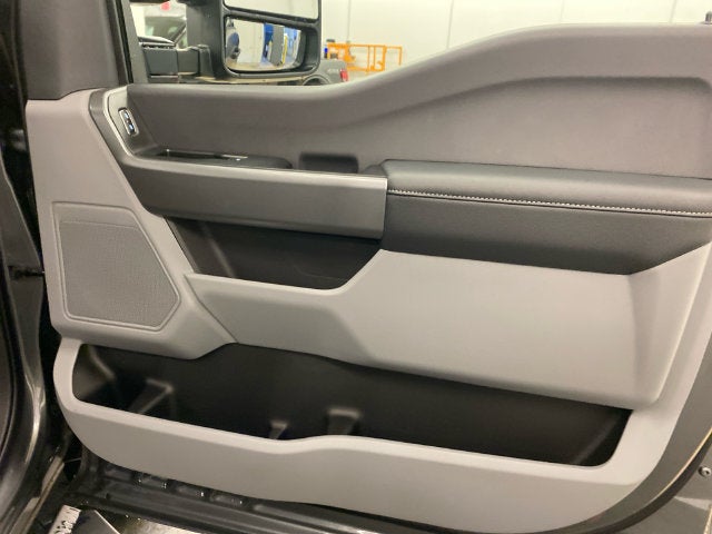 2027 Ford F-250SD XLT