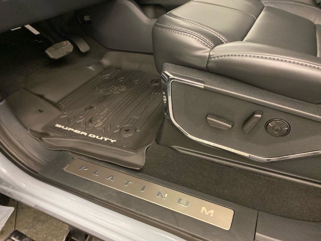 2027 Ford F-250SD Platinum