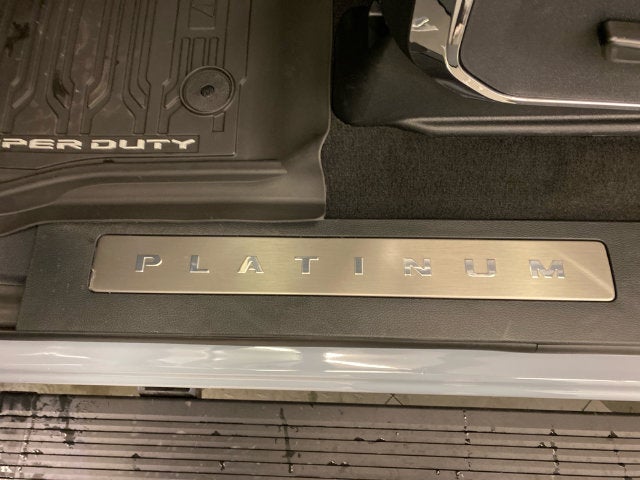 2027 Ford F-250SD Platinum
