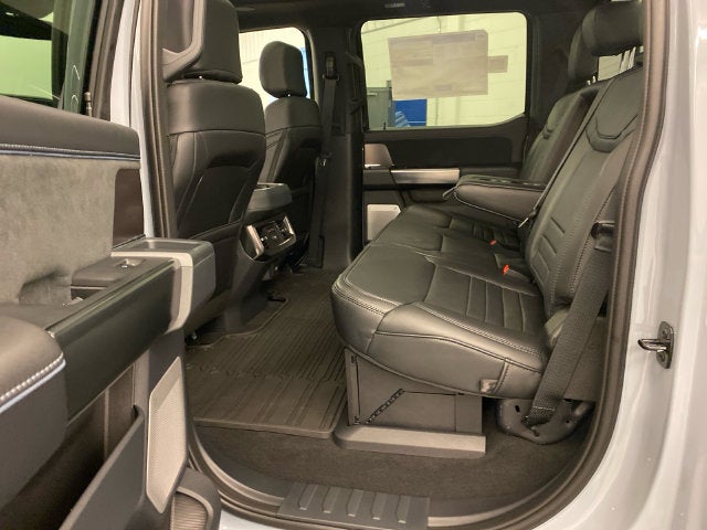 2027 Ford F-250SD Platinum