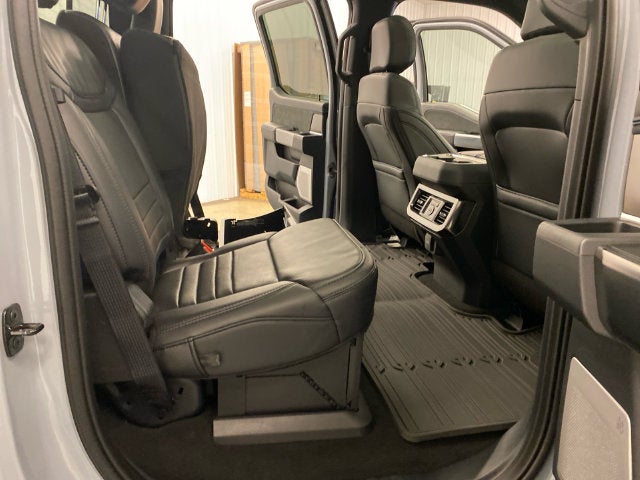 2027 Ford F-250SD Platinum