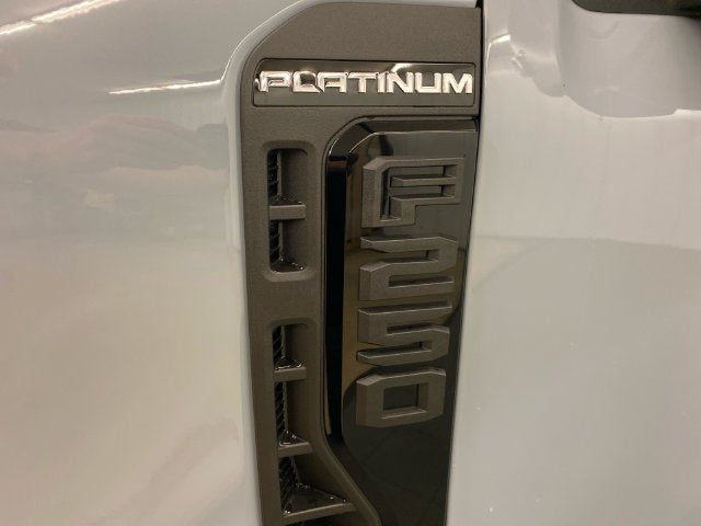 2027 Ford F-250SD Platinum
