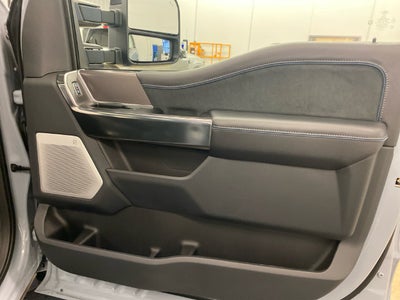 2027 Ford F-250SD Platinum