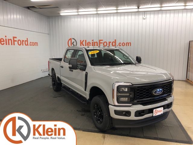 2026 Ford F-250 XL 4x4 Crew Cab 6-3/4' Box's photo