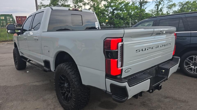 2025 Ford F-250SD Platinum LIFTED/ROOF