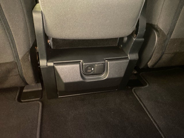 2023 Ford F-150 XLT CHROME/BENCH