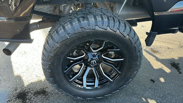 2023 Ford F-150 XLT LIFTED