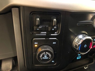 2022 Ford F-150 XLT 302A/BENCH SEAT