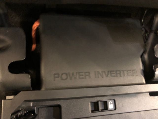 2022 Ford F-150 XLT 302A/BENCH SEAT