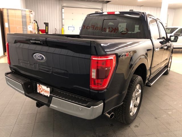 2022 Ford F-150 XLT 302A/BENCH SEAT