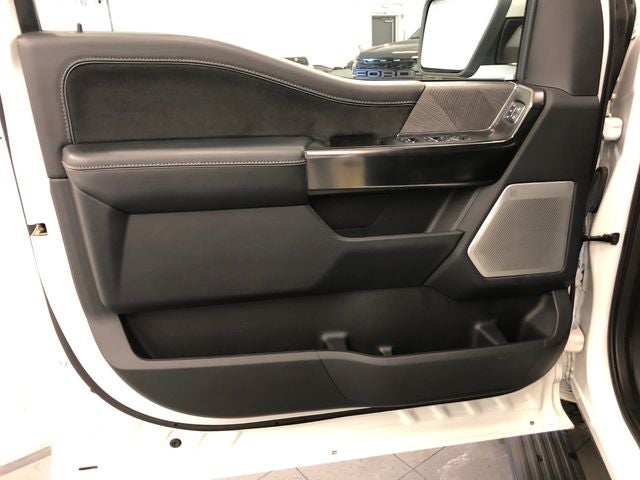 2022 Ford F-150 Platinum BLACK APPEARANCE PACKAGE