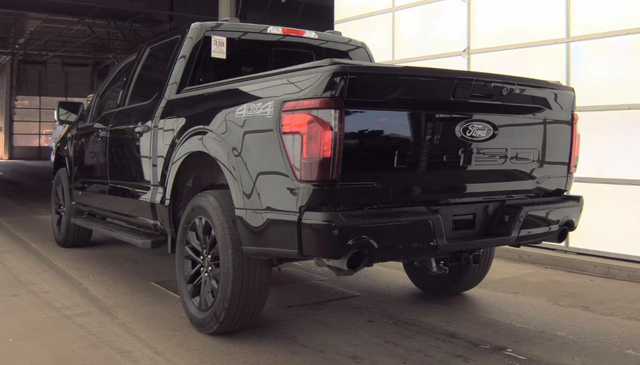 2024 Ford F-150 XLT BLACK APPEARANCE PACKAGE