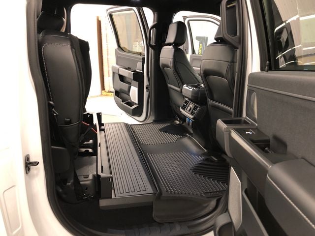 2024 Ford F-150 Lariat 502A/BLACK APPEARANCE PLUS