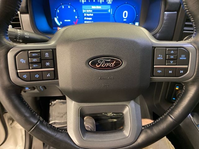 2024 Ford F-150 Lariat ROOF/BLACK APPEARANCE PACKAGE