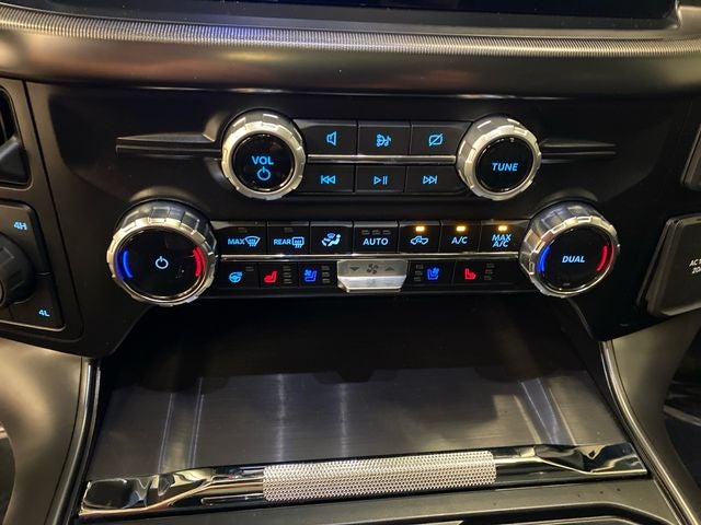2024 Ford F-150 Lariat ROOF/BLACK APPEARANCE PACKAGE