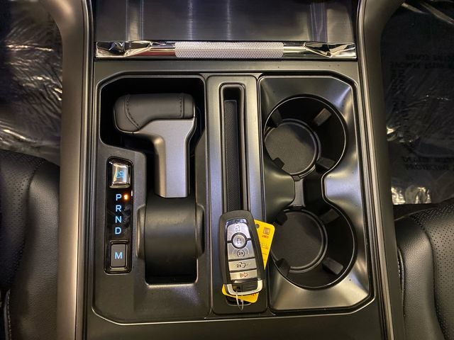 2024 Ford F-150 Lariat ROOF/BLACK APPEARANCE PACKAGE